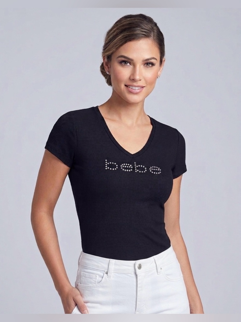 New Bebe Crystal logo V neck short sleeve Ribbed Top Tee size M Black